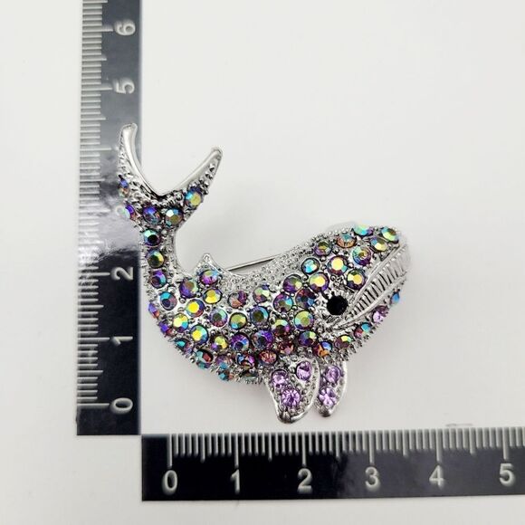 Brand New Silver Whale Colours Rhinestone Brooch Pin - Picture 9 of 9